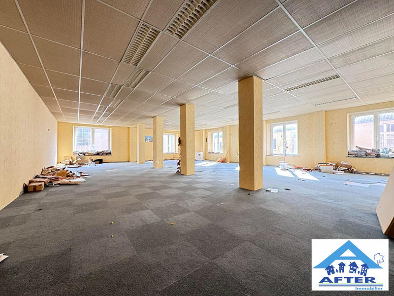 Bureau - 201 m² - 2 pièces