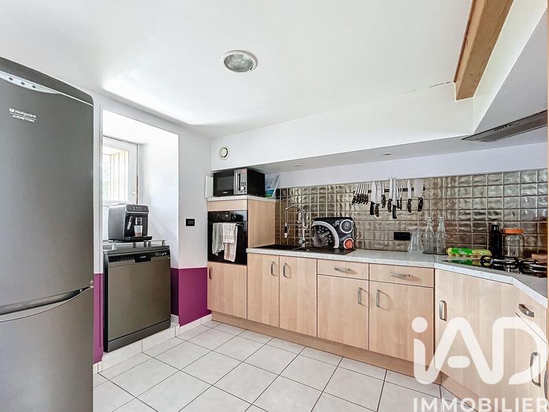 Maison - 172 m² - 9 pièces