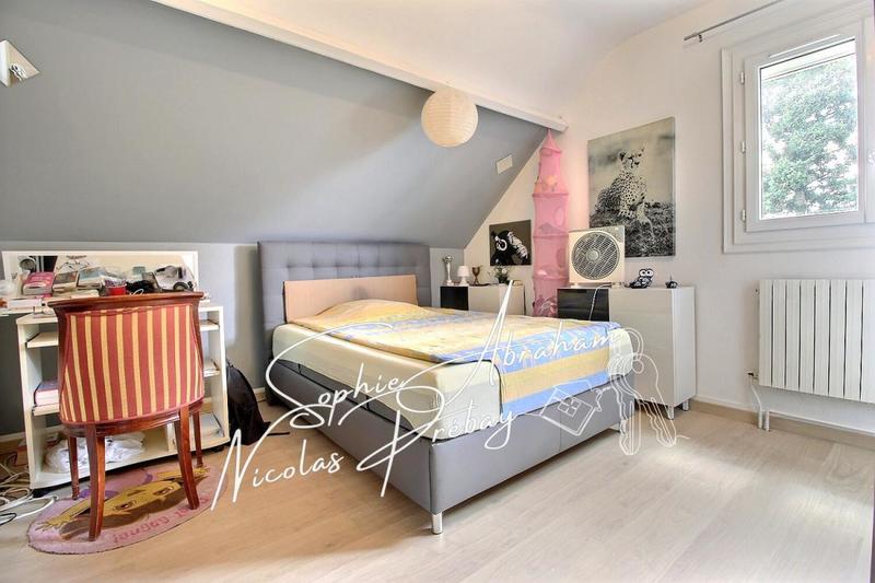 Maison - 161 m² - 7 pièces