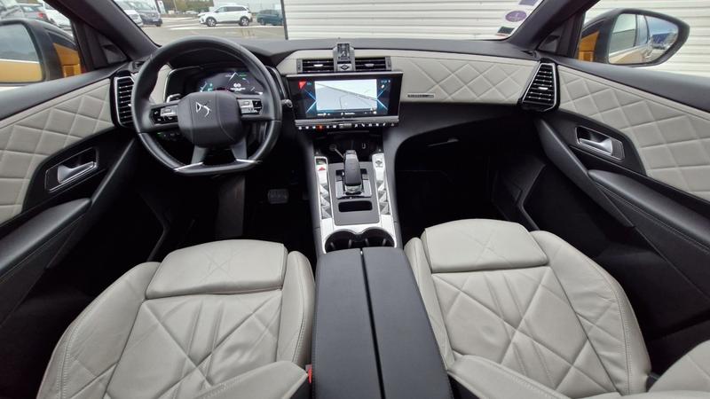 Ds Ds 7 Crossback Hybride E-Tense 300 Eat8 4x4 Executive