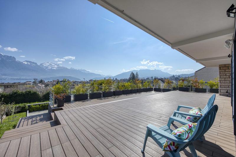 Villa - 240 m² - 8 pièces