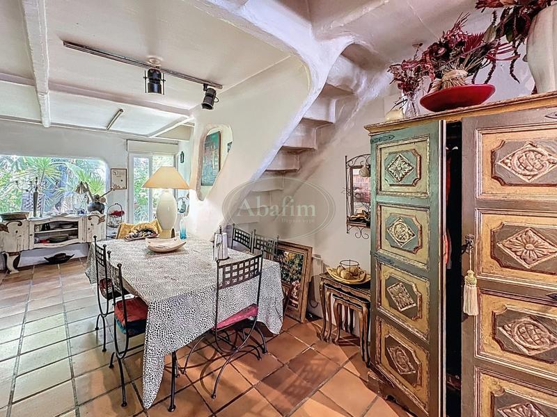 Maison - 170 m² - 6 pièces