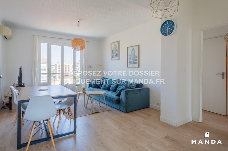 Chambre - 11 m² - 4 pièces