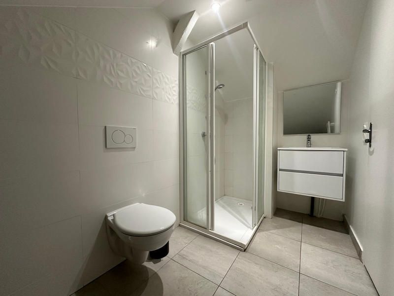 Immeuble - 99 m² - 5 pièces