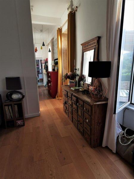 Appartement - 84 m² - 3 pièces