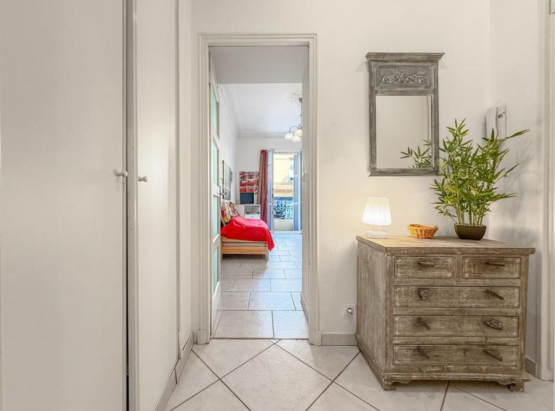 Studio - 24 m² - 1 pièce