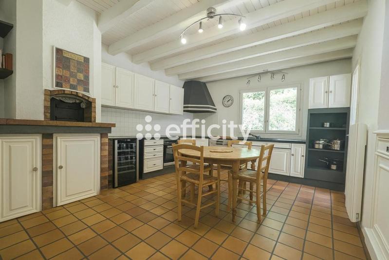 Villa - 290 m² - 5 pièces