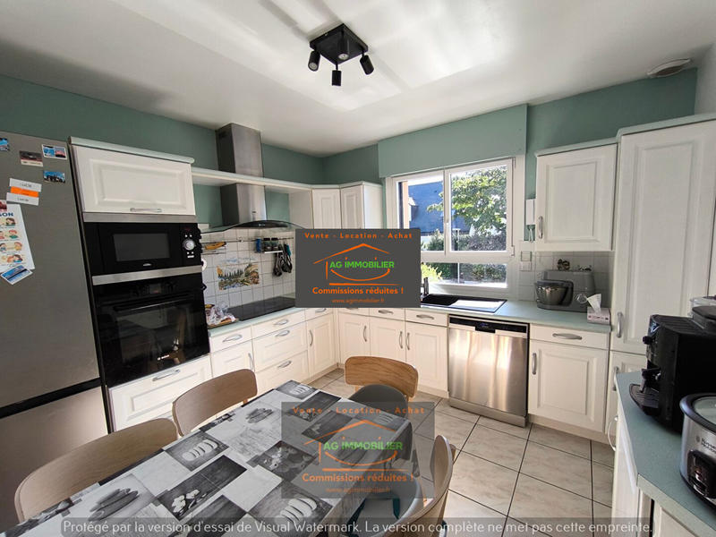 Maison - 141 m² - 7 pièces