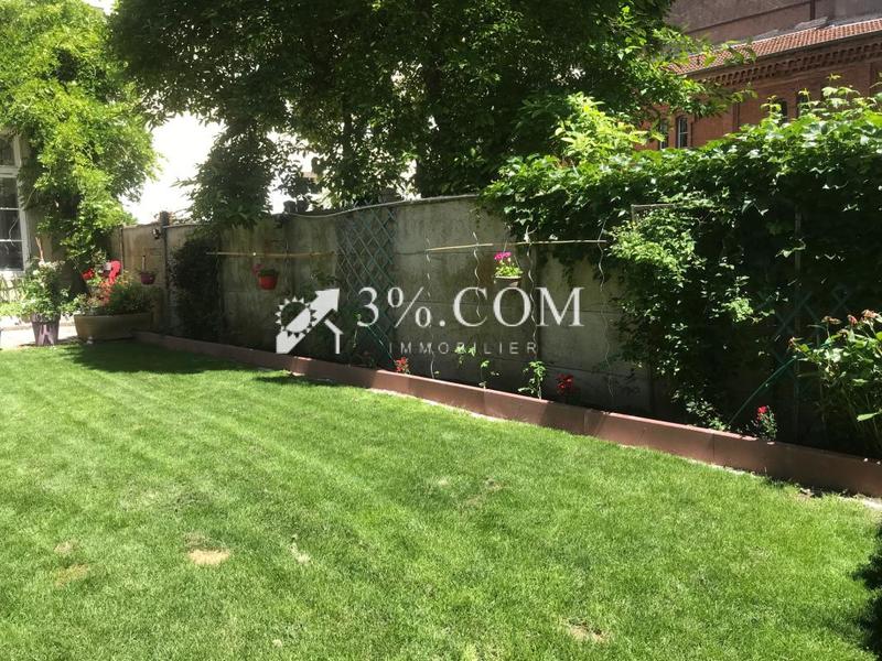 Propriété - 369 m² - 10 pièces