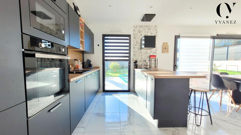 Maison - 118 m² - 5 pièces