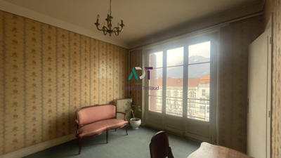 Appartement - 133 m² - 6 pièces