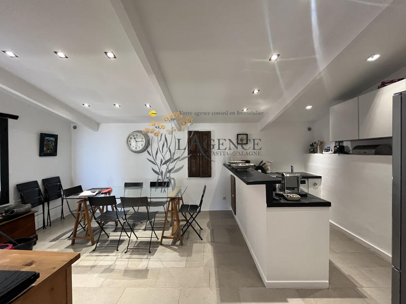 Maison - 104 m² - 4 pièces