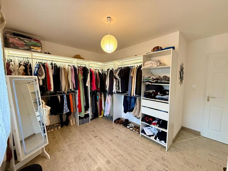 Maison - 93 m² - 5 pièces