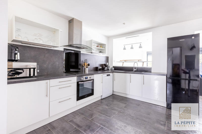 Maison - 106 m² - 4 pièces