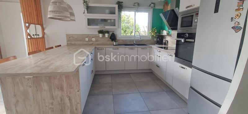 Maison - 94 m² - 4 pièces