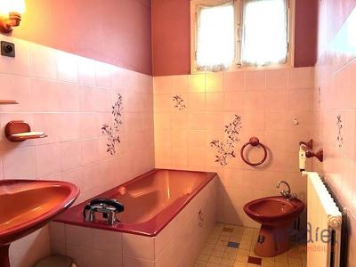 Maison - 87 m² - 4 pièces