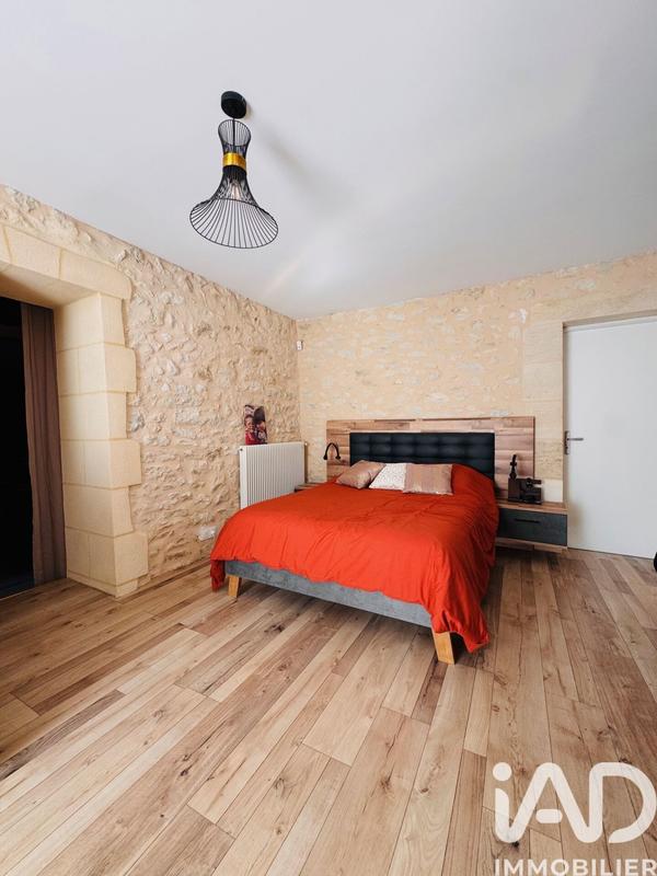 Maison - 211 m² - 7 pièces