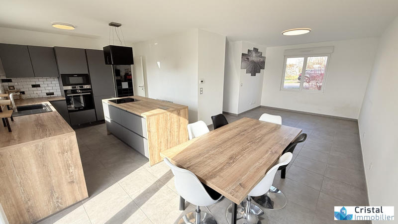 Maison - 110 m² - 6 pièces