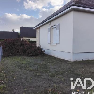 Maison - 80 m² - 4 pièces