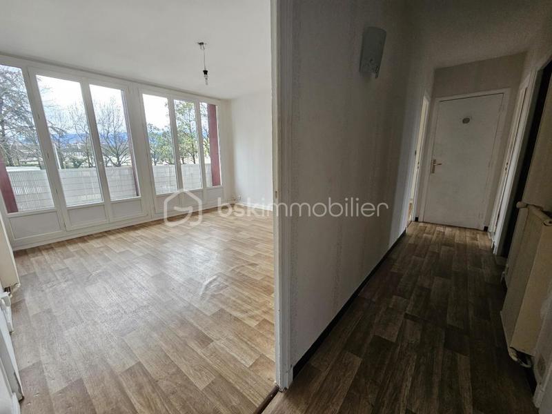 Appartement - 57 m² - 3 pièces