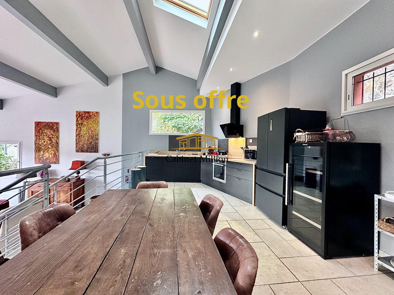 Maison - 165 m² - 5 pièces