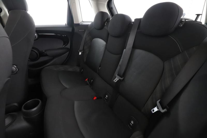 Mini Mini Cooper s Finition Red Hot Chili Bva6 5p 192 ch