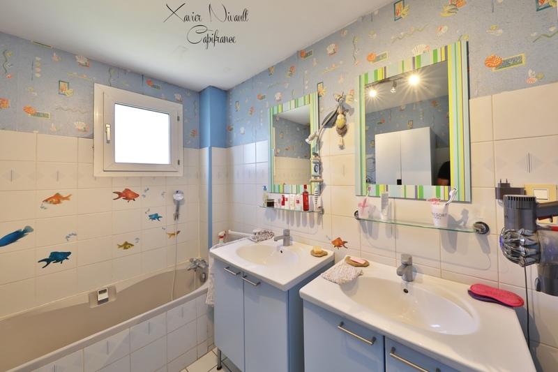 Maison - 136 m² - 8 pièces