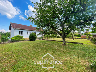 Maison - 95 m² - 5 pièces