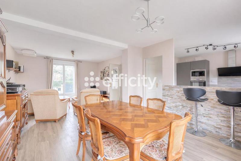 Maison - 100 m² - 5 pièces