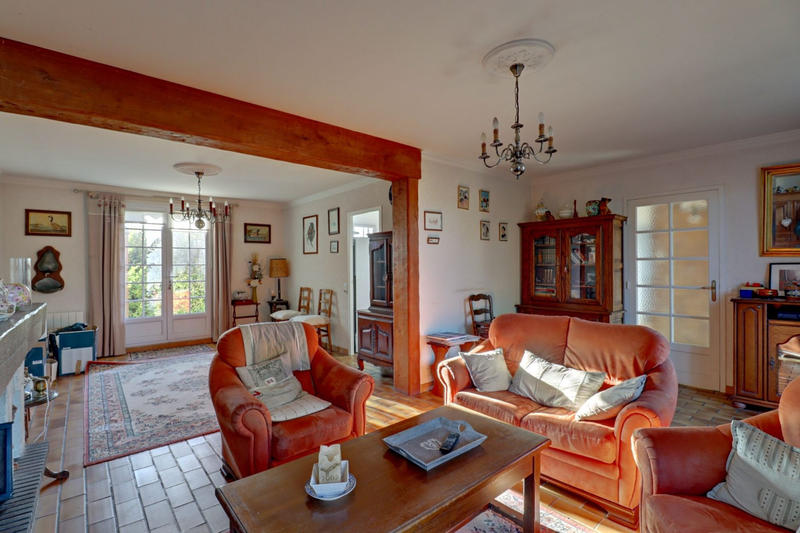 Maison - 137 m² - 5 pièces