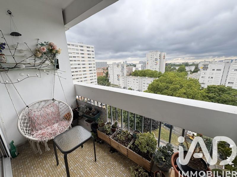 Appartement - 90 m² - 4 pièces