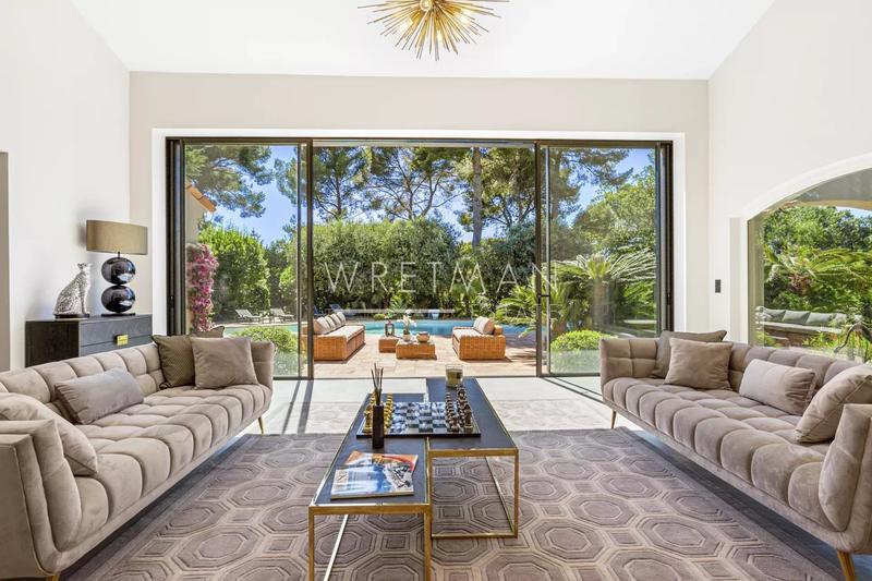 Villa - 430 m² - 7 pièces