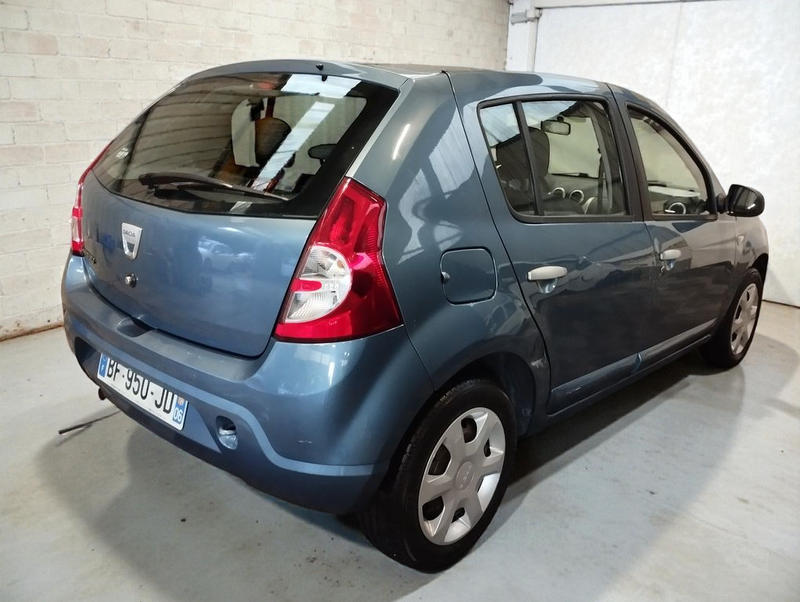 Dacia Sandero 1.4 Mpi 75 Gpl Laureate 5p