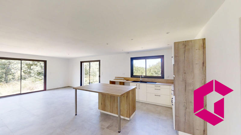 Maison - 115 m² - 5 pièces