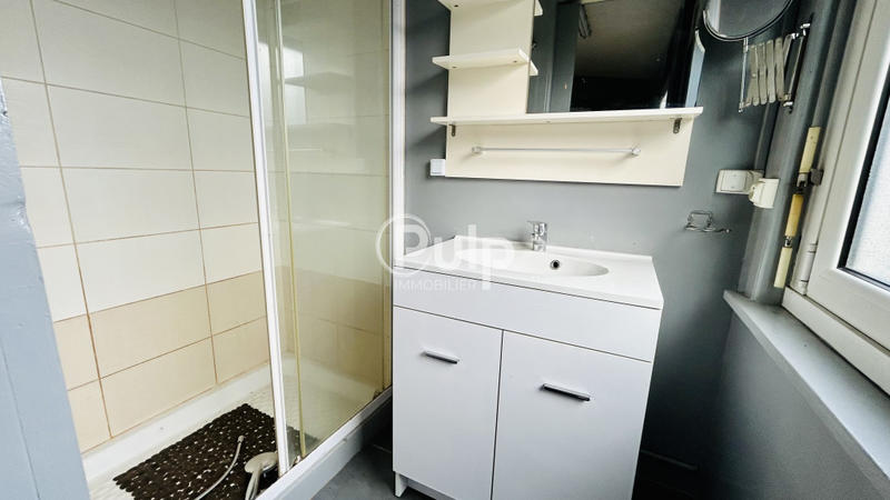 Immeuble - 200 m² - 9 pièces