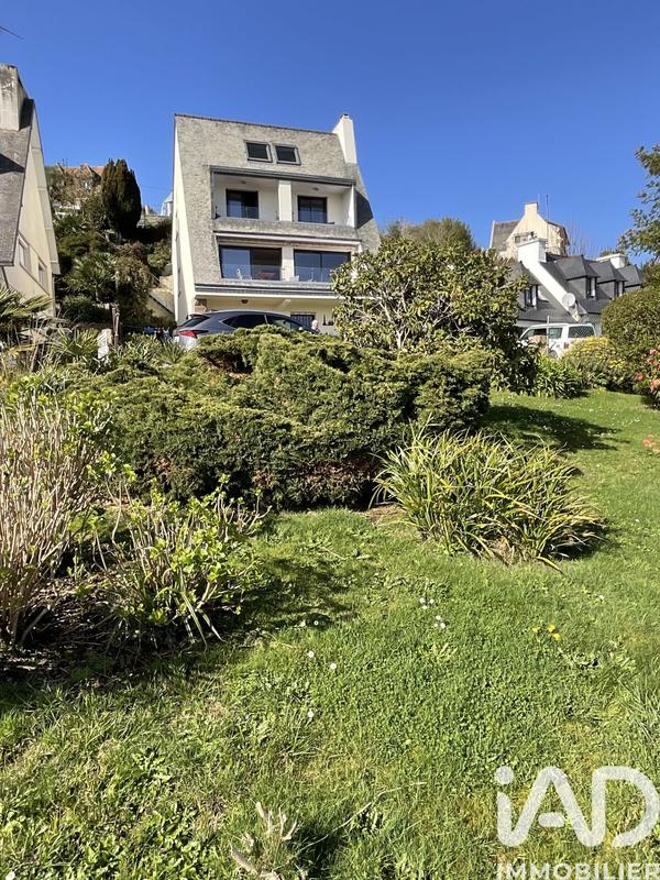 Maison - 155 m² - 8 pièces