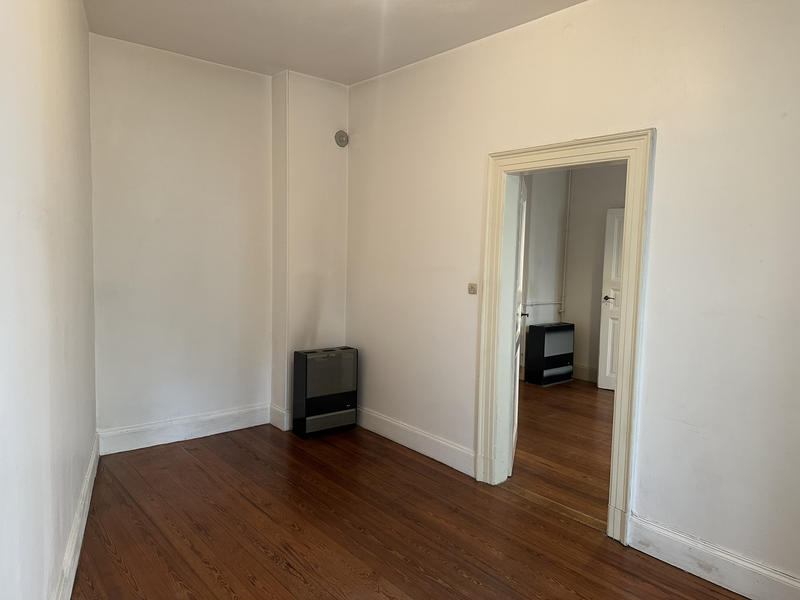 Appartement - 90 m² - 4 pièces