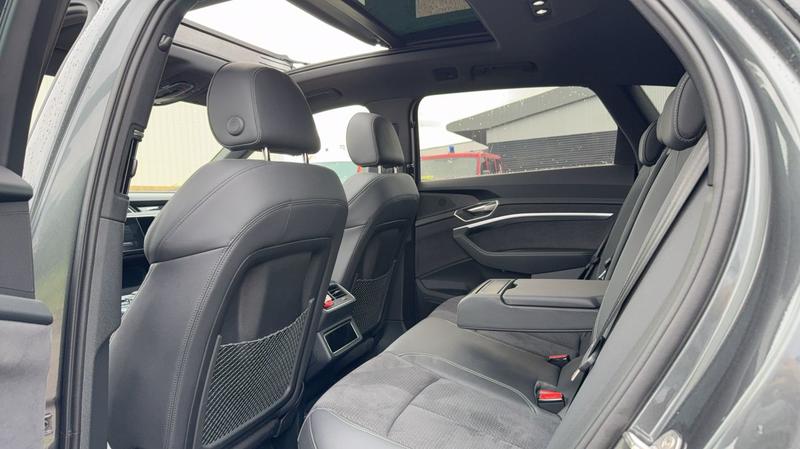 Audi e-tron Q8 55 Quattro 408 s line - Entretien constructeur