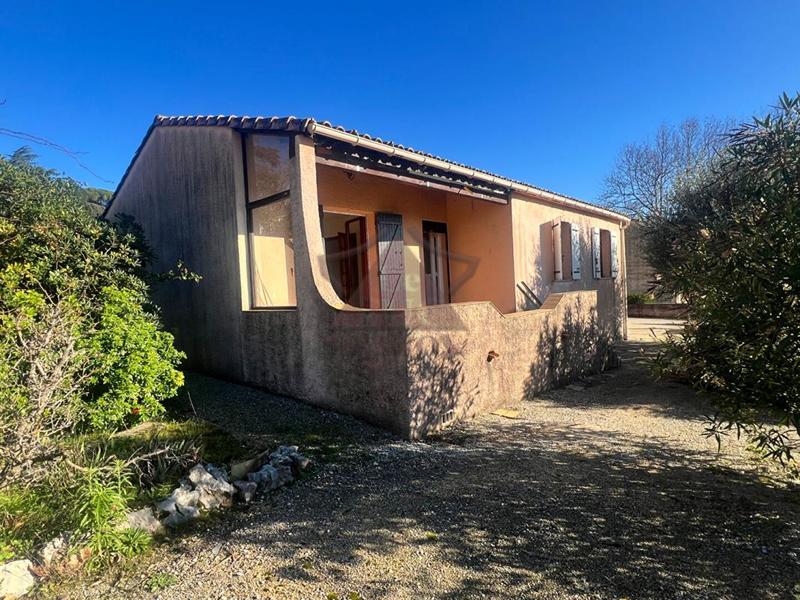 Maison - 82 m² - 4 pièces