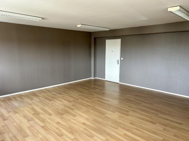 Bureau - 78 m²