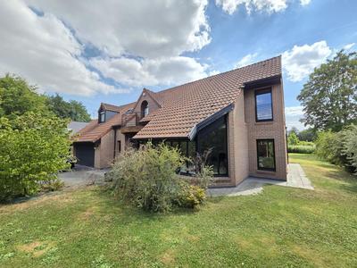 Pavillon - 199 m² - 8 pièces