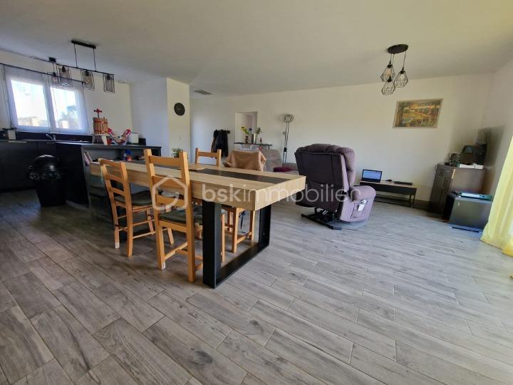 Villa - 94 m² - 4 pièces