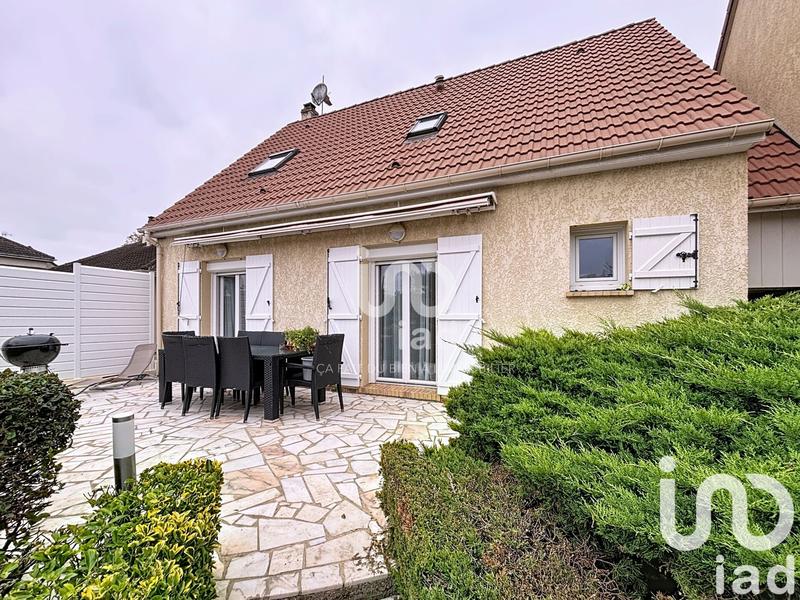 Maison - 105 m² - 6 pièces