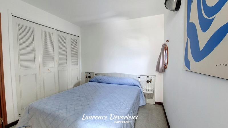 Immeuble - 1 130 m² - 22 pièces