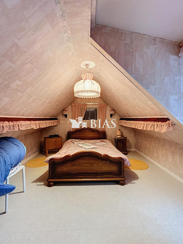 Maison - 74 m² - 5 pièces