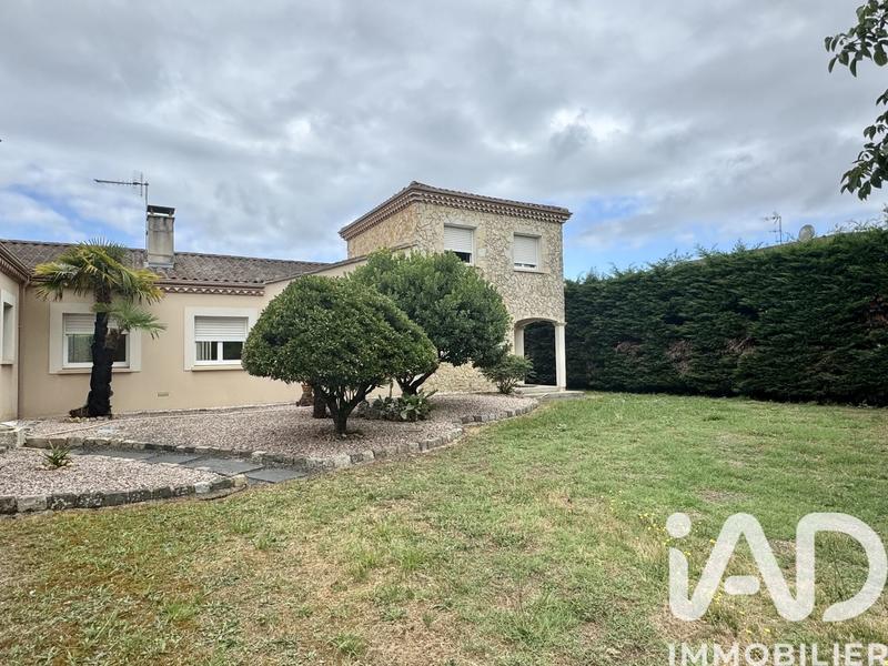 Maison - 226 m² - 6 pièces