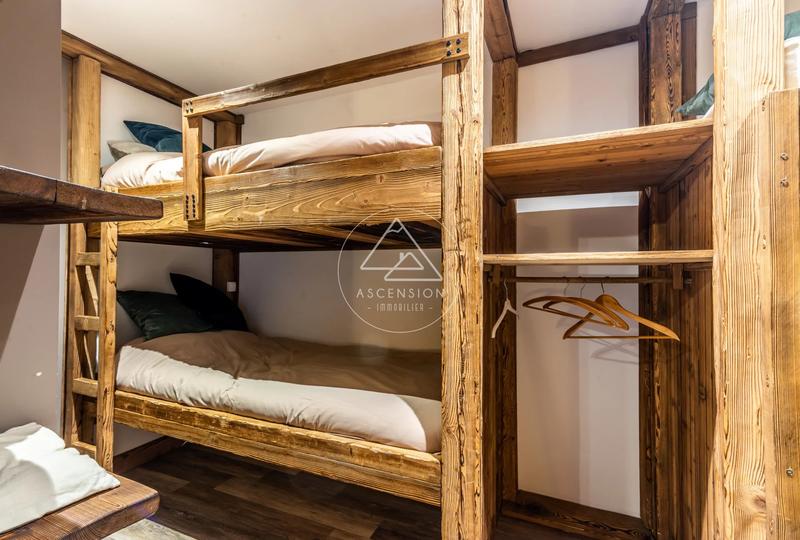 Châlet - 320 m² - 14 pièces