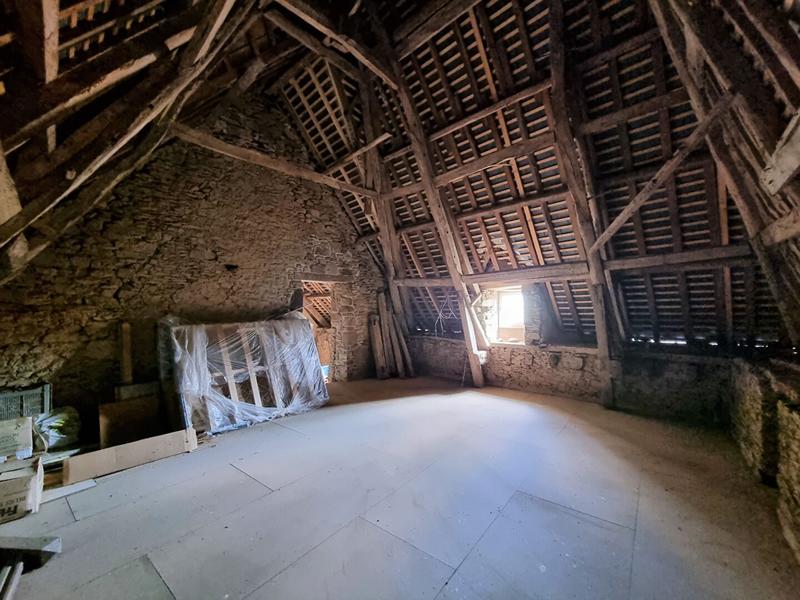 Maison - 228 m² - 8 pièces