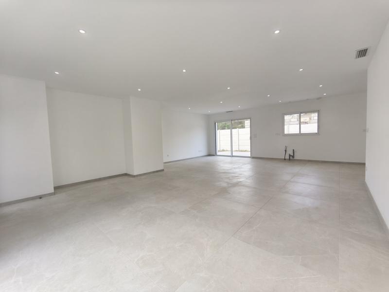 Maison - 111 m² - 5 pièces