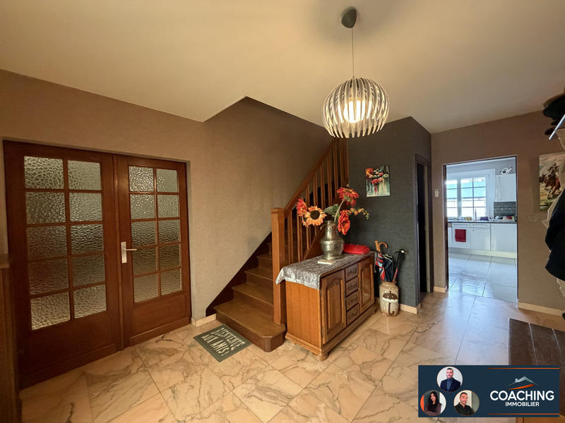 Maison - 217 m² - 8 pièces